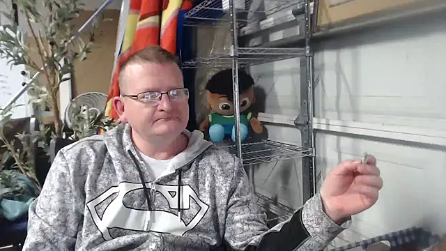 Randomoldguy615 online show from 03.11.25