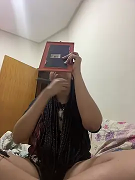 KiaraCut online show from 06.10.26
