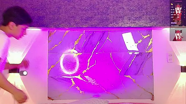 Snapshot of Dante_bre chatting on 09.09.25 Dante bre online show from 09.09.25