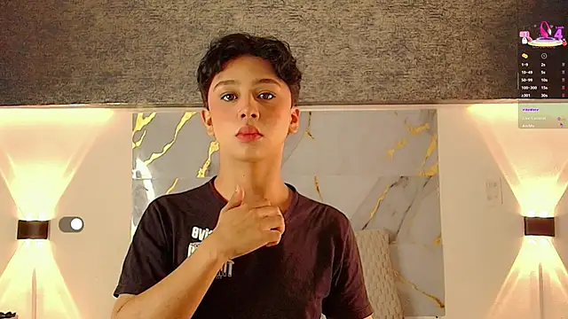 Snapshot of Dante_bre chatting on 09.13.25 Dante bre online show from 09.13.25