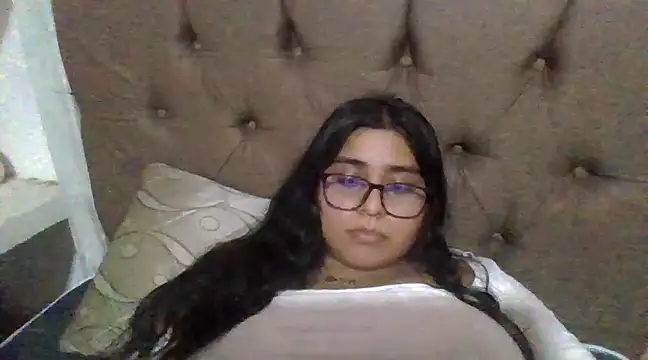 virginbrunette99 online show from 03.17.25