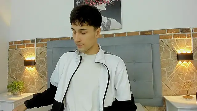 Snapshot of buddy_whitte chatting on 03.02.25 buddy whitte online show from 03.02.25