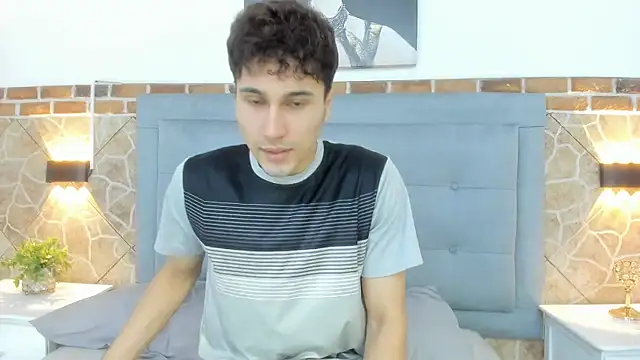 Snapshot of buddy_whitte chatting on 03.19.25 buddy whitte online show from 03.19.25