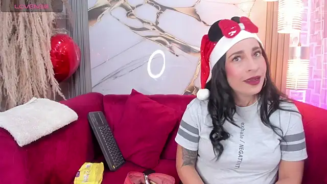 Bella williamss  online show from 12.17.25