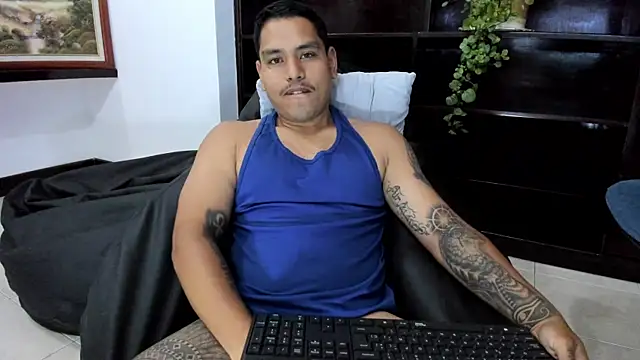 maxflurry  online show from 03.21.25