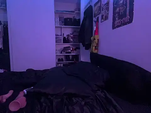 ChrryFoxx online show from 03.22.25