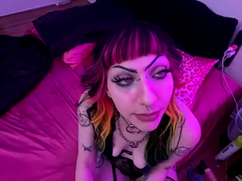 ChrryFoxx online show from 11.03.25