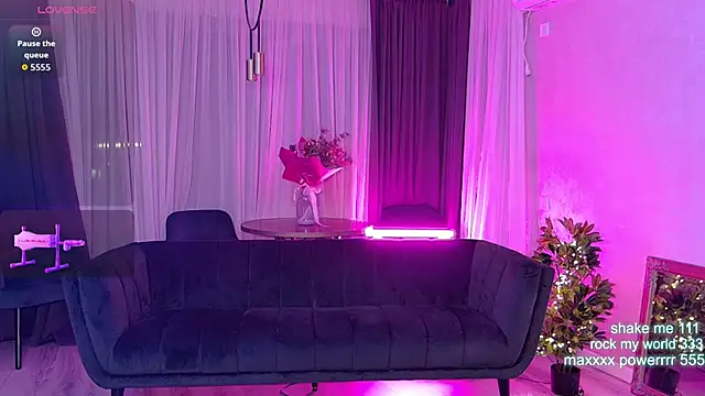 Snapshot of CutiePie69__ chatting on 02.03.26 CutiePie69 online show from 02.03.26