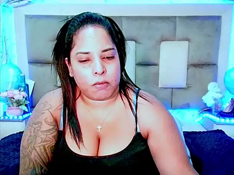 Snapshot of indiantopaz694u chatting on 10.03.25 indiantopaz694u online show from 10.03.25