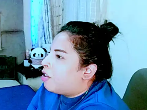 Snapshot of indiantopaz694u chatting on 11.18.25 indiantopaz694u online show from 11.18.25