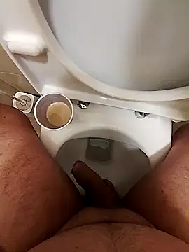 Snapshot of Alexander18edd chatting on 10.13.25 Alexander18edd online show from 10.13.25