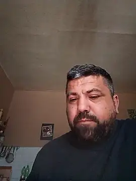 Snapshot of Alexander18edd chatting on 11.25.25 Alexander18edd online show from 11.25.25