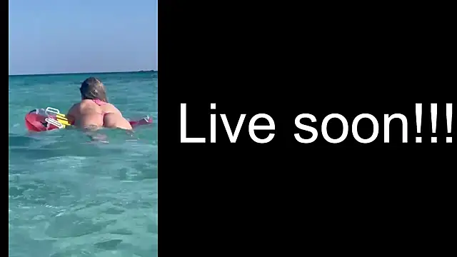 Snapshot of _Allie_ chatting on 09.29.25 Allie online show from 09.29.25