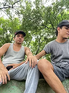 Snapshot of twinks_28 chatting on 09.21.25 twinks 28 online show from 09.21.25