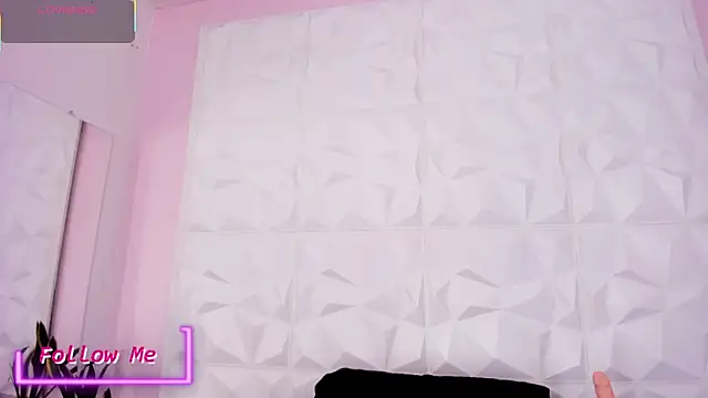 Valeriagomez  online show from 11.24.25