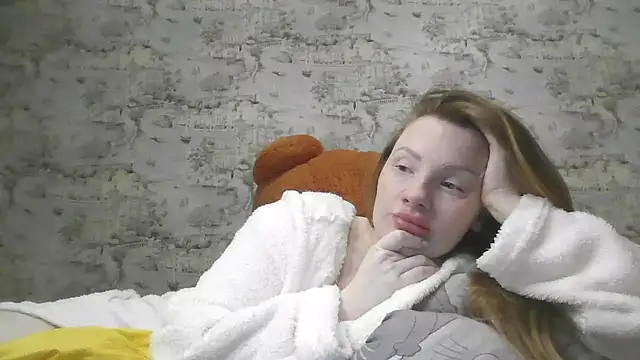 Snapshot of Eveline_May chatting on 02.28.25 Eveline May online show from 02.28.25