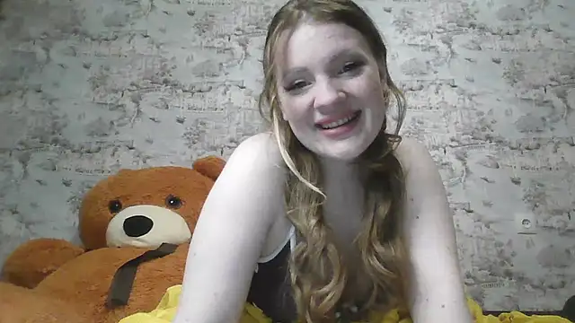 Snapshot of Eveline_May chatting on 03.14.25 Eveline May online show from 03.14.25