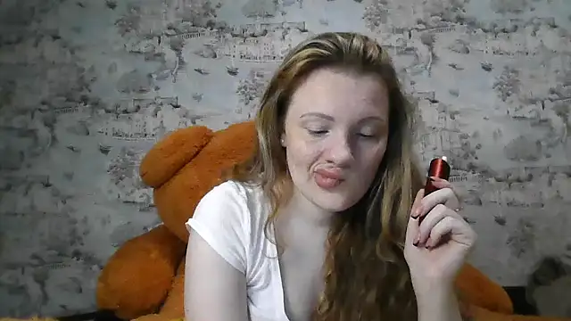 Snapshot of Eveline_May chatting on 11.10.25 Eveline May online show from 11.10.25