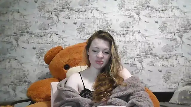 Snapshot of Eveline_May chatting on 02.18.26 Eveline May online show from 02.18.26