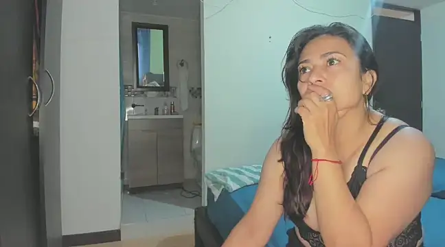 roxanasexy2025 online show from 03.10.25