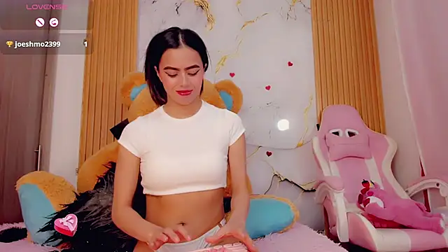 Snapshot of ValeriCardenas chatting on 09.25.25 ValeriCardenas online show from 09.25.25