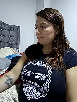 Snapshot of nahomysaints chatting on 12.03.25 nahomysaints online show from 12.03.25