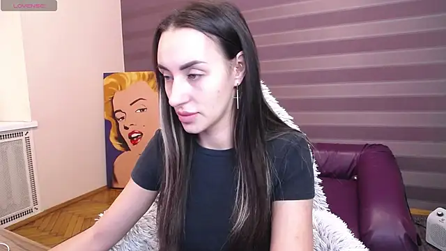 JenniferStone online show from 03.04.26