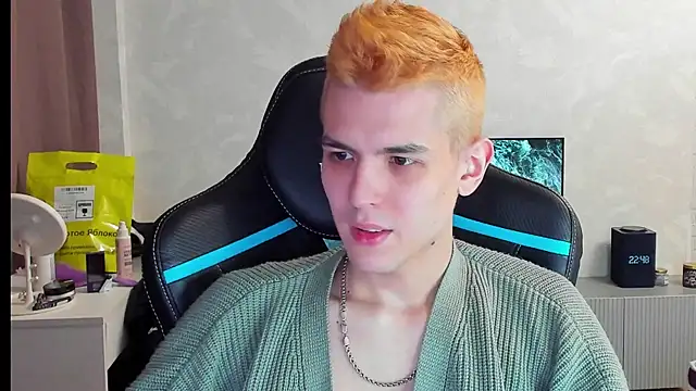 TravisRevas online show from 03.05.25