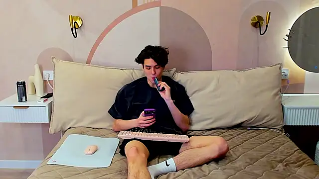 TravisRevas online show from 02.18.26