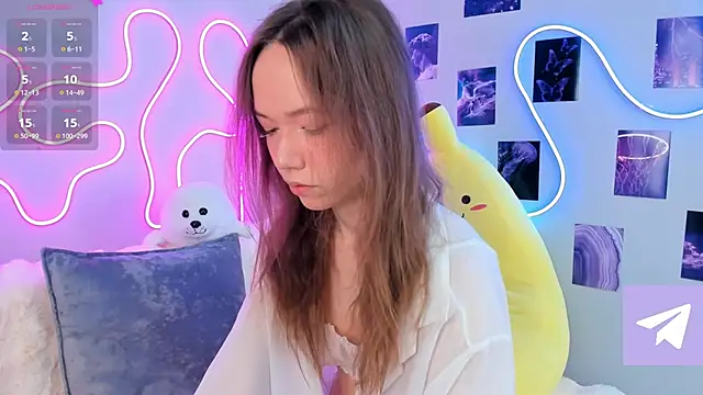 Dreamy Polly online show from 03.11.25