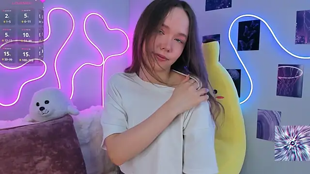 Dreamy Polly online show from 03.13.25