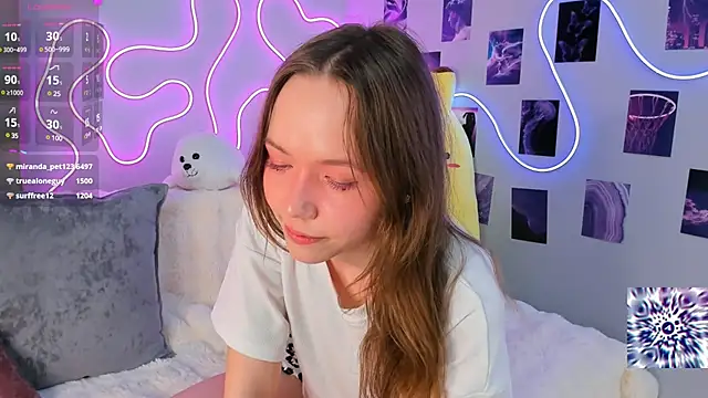 Dreamy Polly online show from 03.16.25