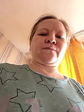 Snapshot of -Kathrine_kit- chatting on 10.19.25 -Kathrine kit- online show from 10.19.25