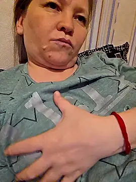 Snapshot of -Kathrine_kit- chatting on 10.31.25 -Kathrine kit- online show from 10.31.25