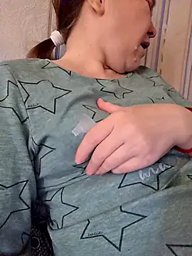 Snapshot of -Kathrine_kit- chatting on 11.05.25 -Kathrine kit- online show from 11.05.25