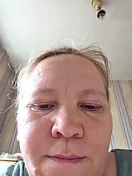 Snapshot of -Kathrine_kit- chatting on 11.07.25 -Kathrine kit- online show from 11.07.25