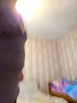 Snapshot of -Kathrine_kit- chatting on 11.14.25 -Kathrine kit- online show from 11.14.25