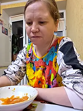 Snapshot of -Kathrine_kit- chatting on 11.19.25 -Kathrine kit- online show from 11.19.25