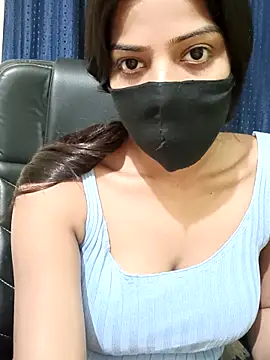 Snapshot of CRAZY__BITE chatting on 03.22.25 CRAZY BITE online show from 03.22.25