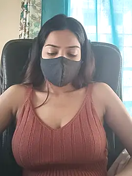 Snapshot of CRAZY__BITE chatting on 09.23.25 CRAZY BITE online show from 09.23.25