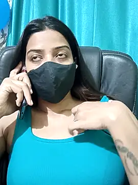 Snapshot of CRAZY__BITE chatting on 12.03.25 CRAZY BITE online show from 12.03.25