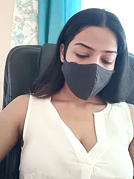 Snapshot of CRAZY__BITE chatting on 03.22.26 CRAZY BITE online show from 03.22.26