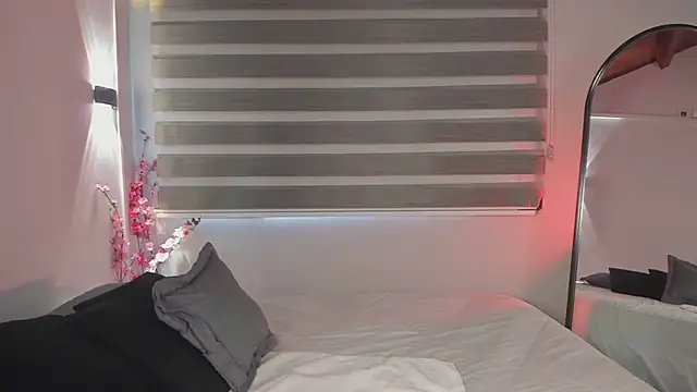 sweet obsession   online show from 10.07.25