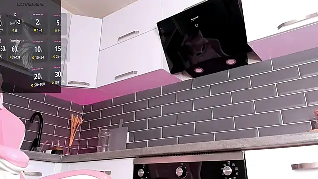 Snapshot of ShaiyaMinn3 chatting on 03.22.25 ShaiyaMinn3 online show from 03.22.25