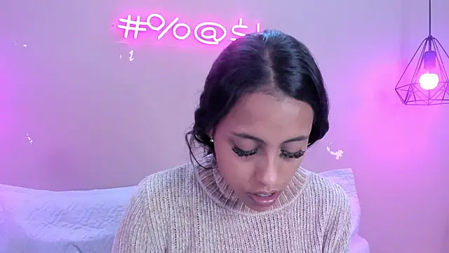 Snapshot of alahia_betancurx chatting on 03.07.25 alahia betancurx online show from 03.07.25