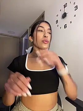 AshleyG 222 online show from 12.13.25