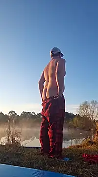 Snapshot of dylanroberts1995 chatting on 03.07.25 dylanroberts1995 online show from 03.07.25