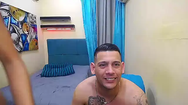 Snapshot of fuck_brutal_ chatting on 11.12.25 fuck brutal online show from 11.12.25