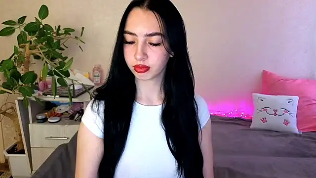 WildKittenX  online show from 05.25.26