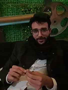 YJeromZCoxk online show from 03.09.25